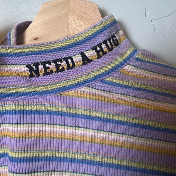 Teddy Fresh Need A Hug Ribbed Striped Mock Neck Crop Top Lurex Lavender Large - Picture 3 of 6
